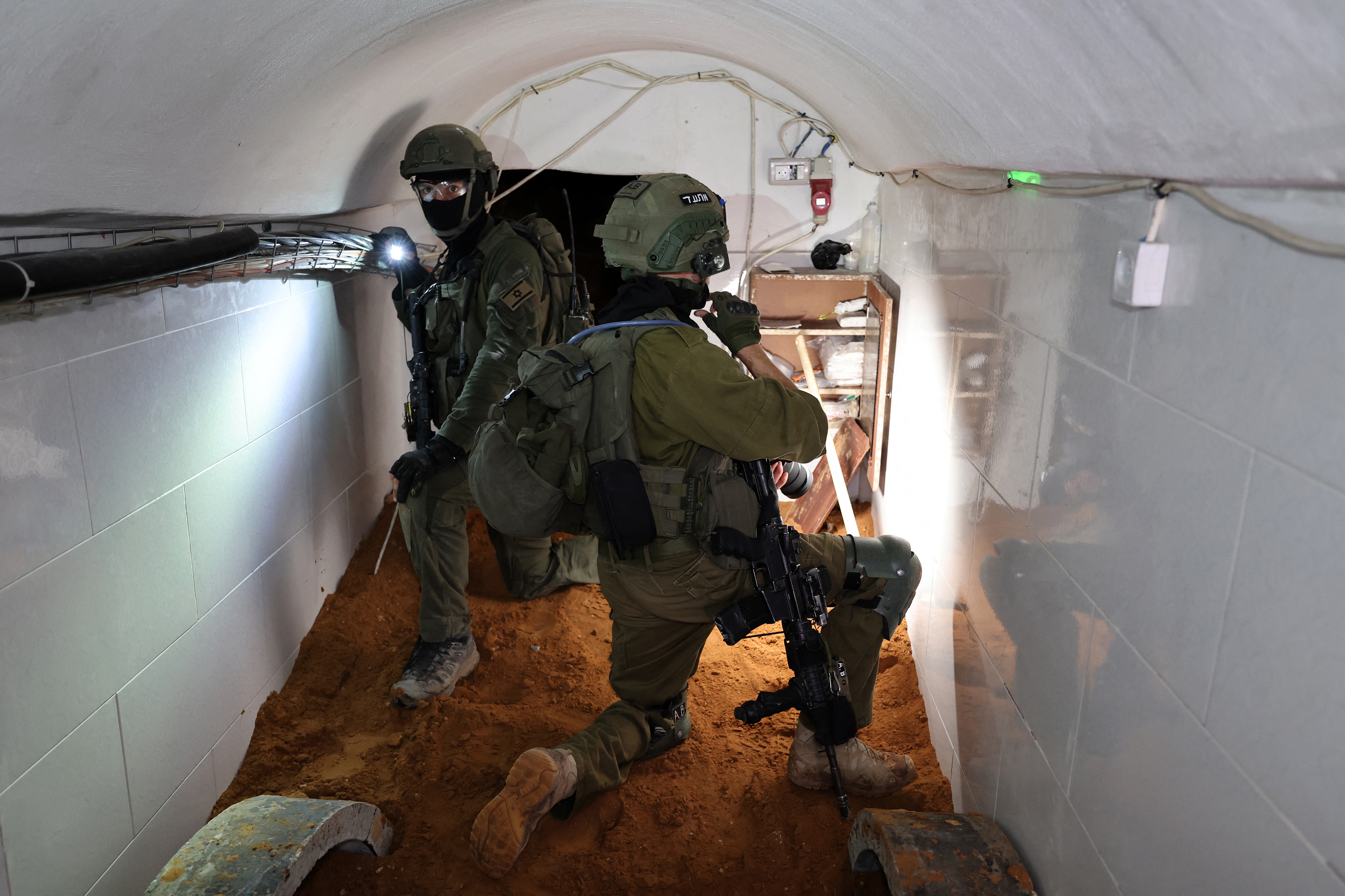 The operation was part of a wider advancement across Khan Younis where the soldiers have been battling Hamas and uncovering tunnel networks. 